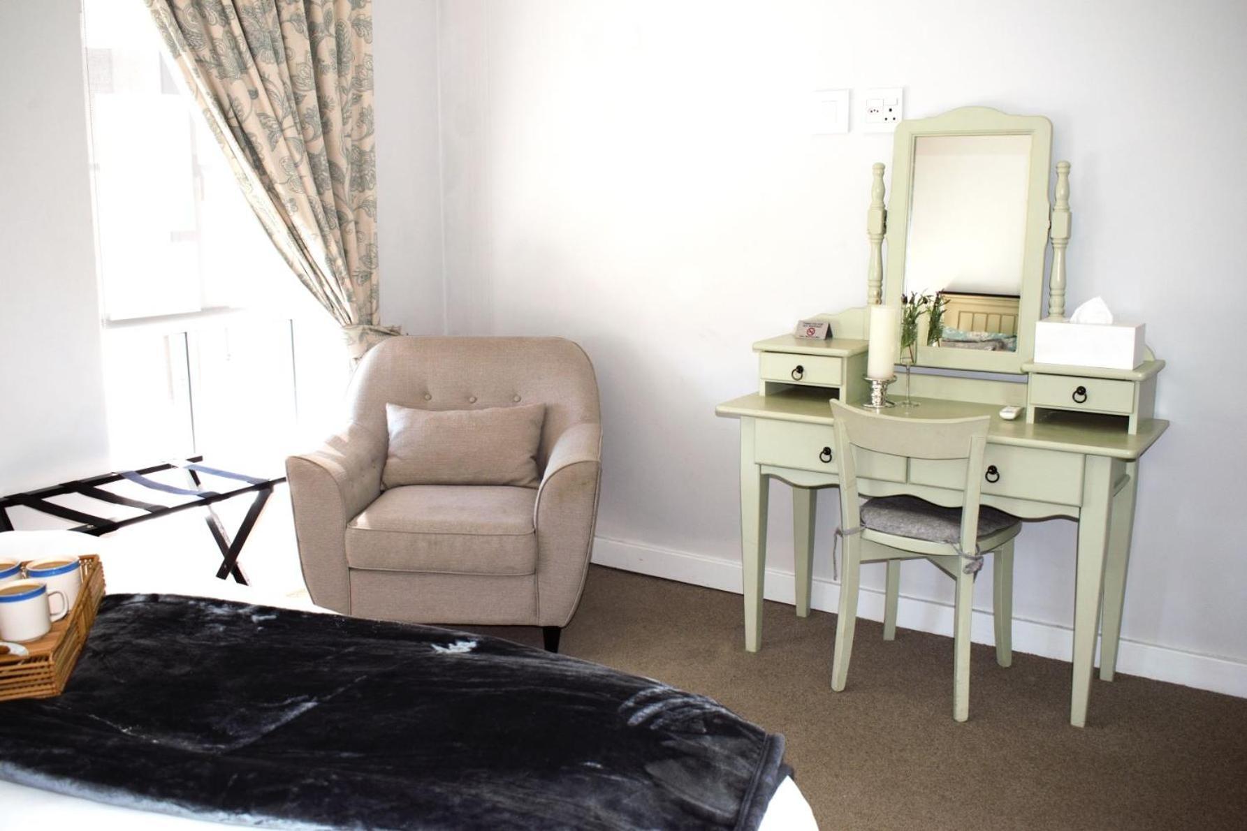 Spacious, Modern & Convenient Franschhoek Luaran gambar