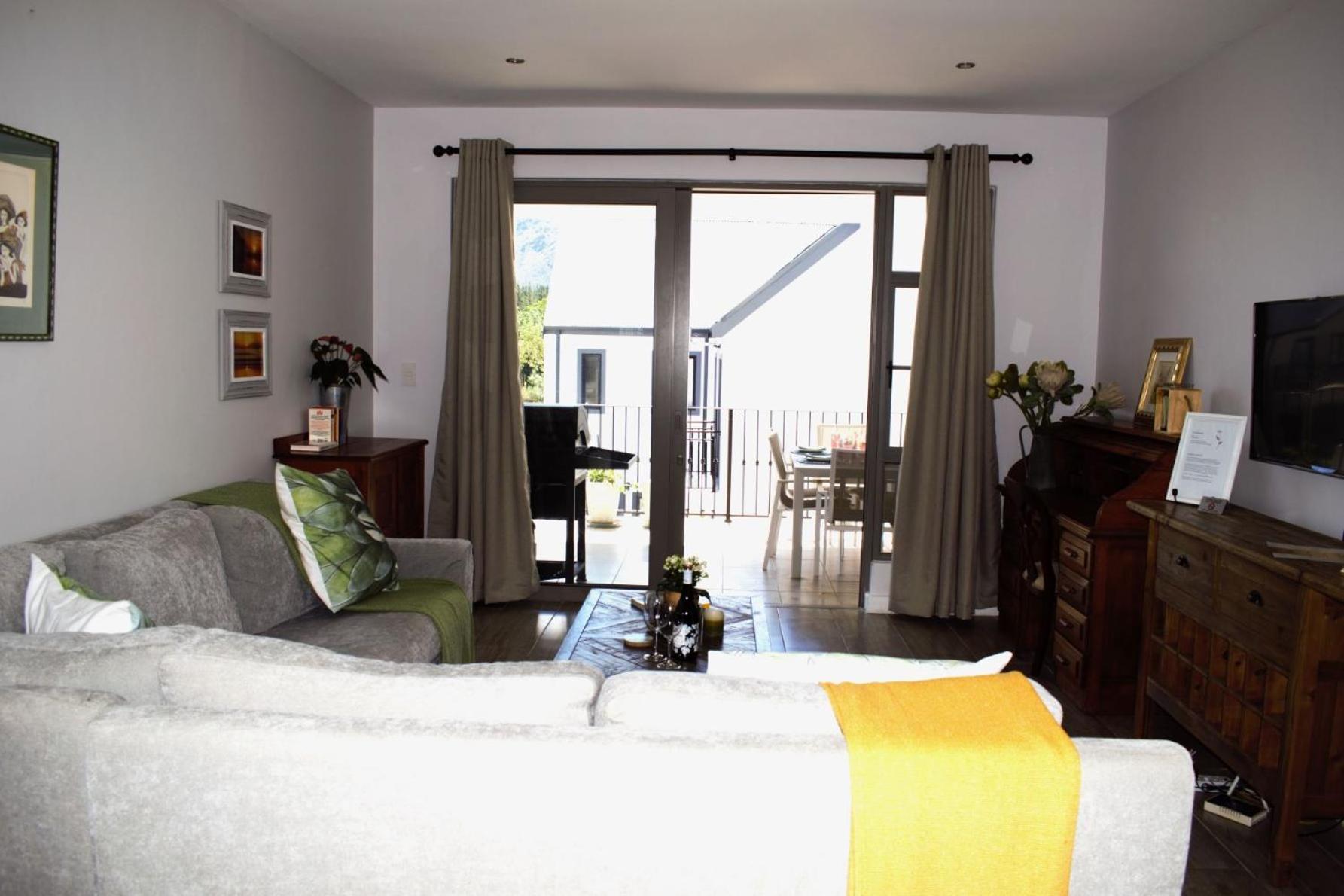 Spacious, Modern & Convenient Franschhoek Luaran gambar