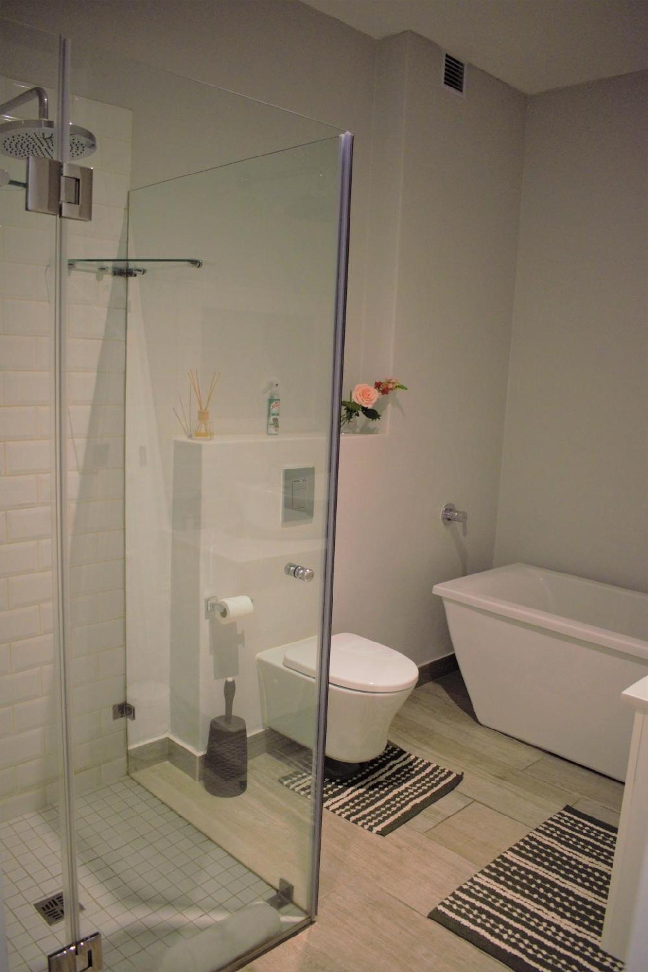 Spacious, Modern & Convenient Franschhoek Luaran gambar